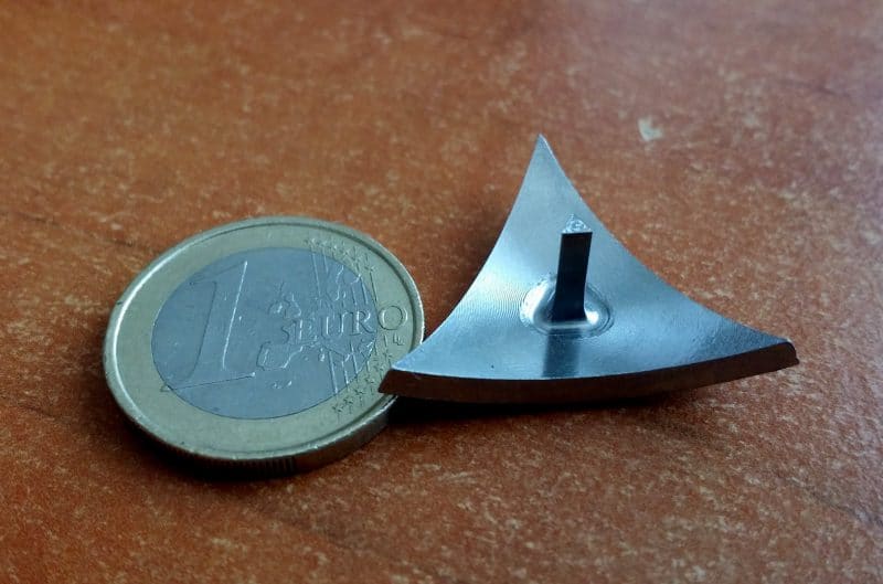 CNC marással gyártott alkatrész